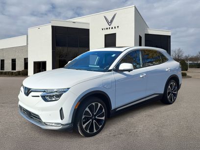 New 2025 VinFast VF 8 Plus