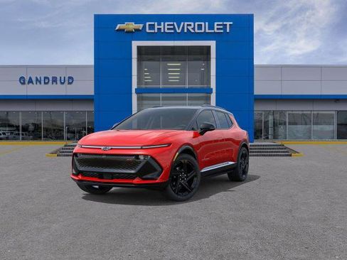 New 2026 Chevrolet Equinox EV RS image 32