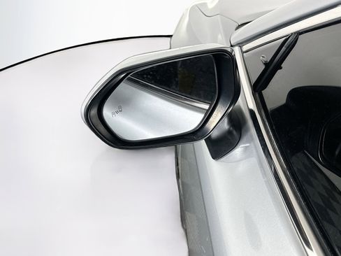 Used 2020 Toyota Camry XSE image 16