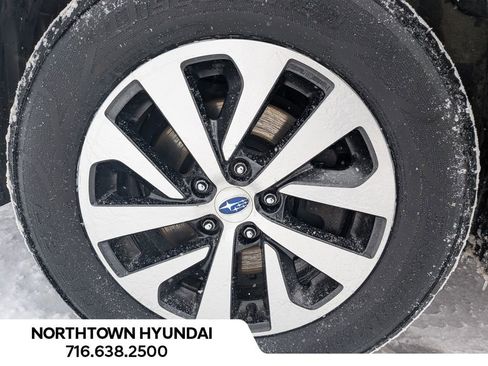 Used 2020 Subaru Outback Premium image 34