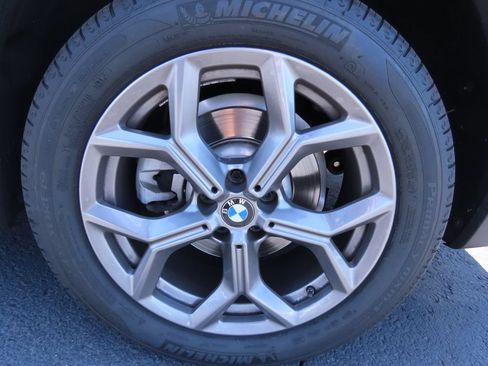 Used 2022 BMW X3 sDrive30i w/ Premium Package 2 (ZPA) RWD image 16