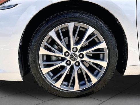 Used 2021 Lexus ES 250 w/ Premium Package AWD/4WD image 11