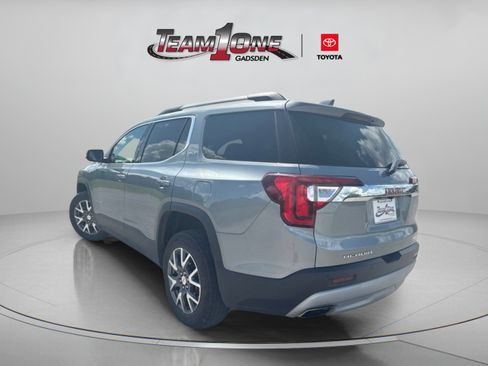 Used 2023 GMC Acadia SLT w/ Preferred Package FWD image 6
