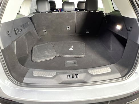 Used 2024 Lincoln Nautilus Reserve image 25