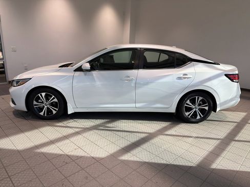 Used 2020 Nissan Sentra SV w/ Electronics Package image 2