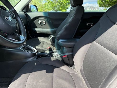Used 2016 Kia Soul w/ Convenience Package image 8