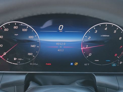 Used 2026 Mercedes-Benz GLC 300 image 25