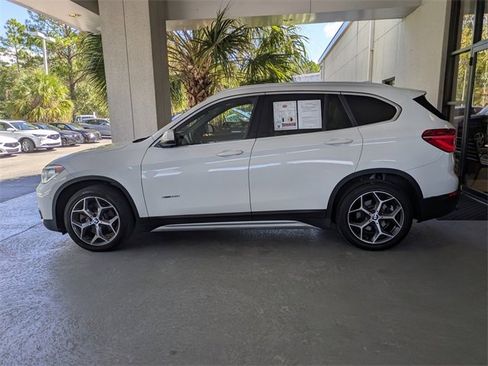 Used 2017 BMW X1 xDrive28i image 7