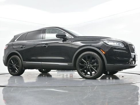 Used 2022 Lincoln Nautilus Reserve w/ Monochromatic Package AWD/4WD image 41