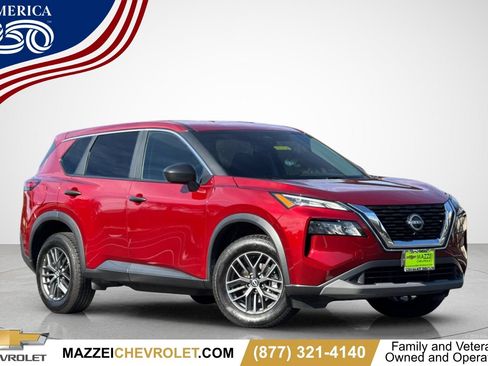 Used 2023 Nissan Rogue S FWD image 1