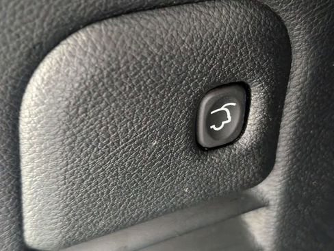 Used 2018 Jeep Grand Cherokee Trackhawk image 32