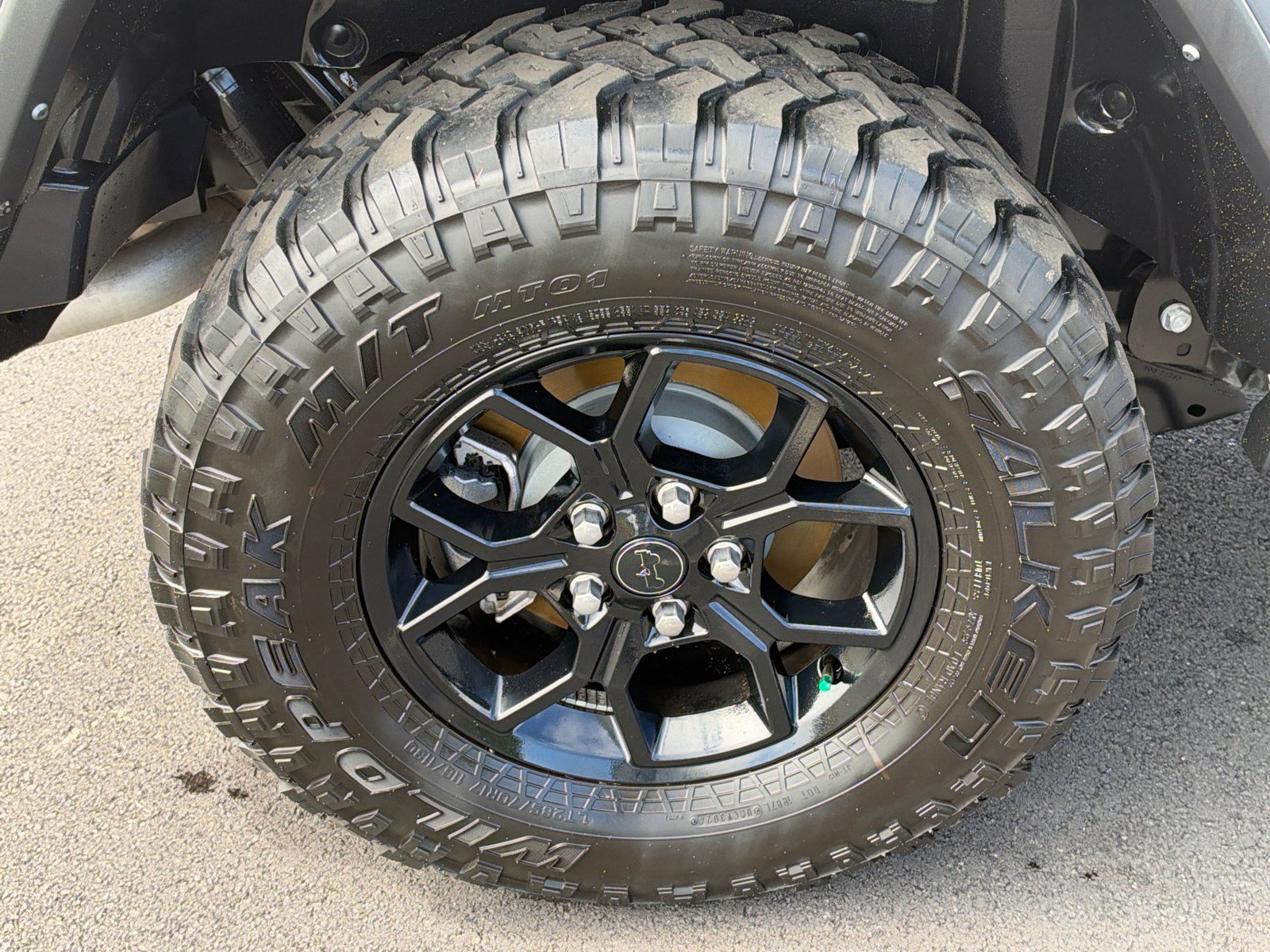 Used 2025 Jeep Wrangler Unlimited Sport AWD/4WD image 17