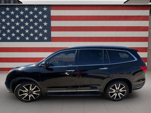 Used 2019 Honda Pilot Touring image 4