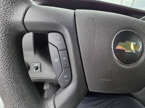 Used 2024 Chevrolet Express 2500 w/ Driver Convenience Package RWD image 9