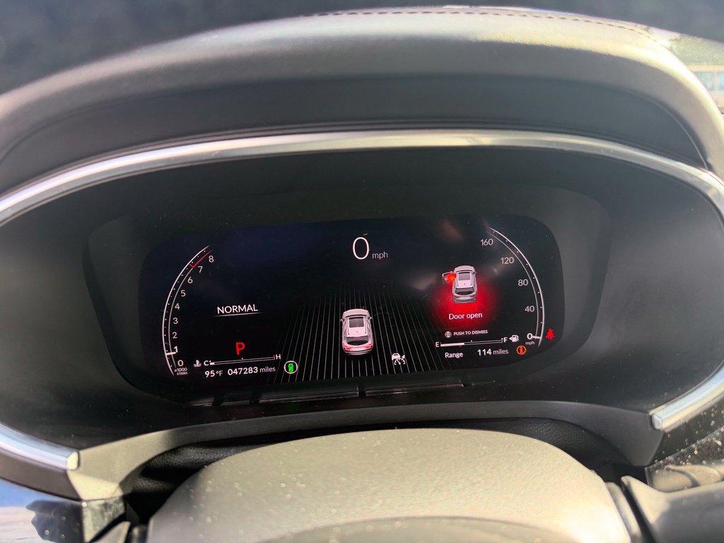 Used 2022 Acura MDX w/ Technology Package AWD/4WD image 16