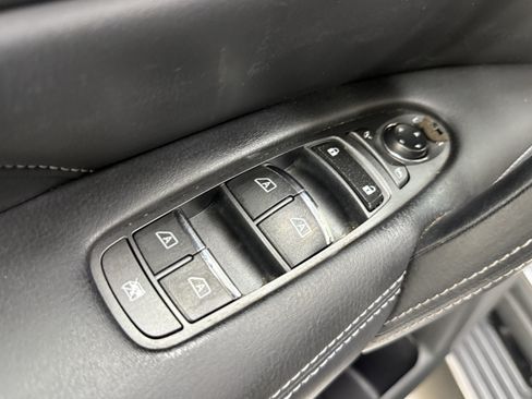 Used 2018 INFINITI QX80 2WD w/ Driver Assistance Package image 12