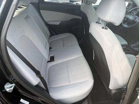 Certified 2023 Hyundai Kona SEL AWD/4WD image 18