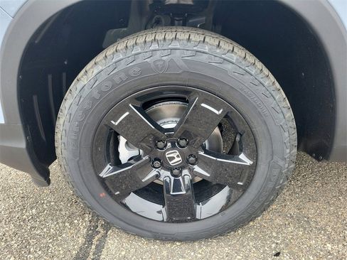 New 2026 Honda Ridgeline Black Edition image 6
