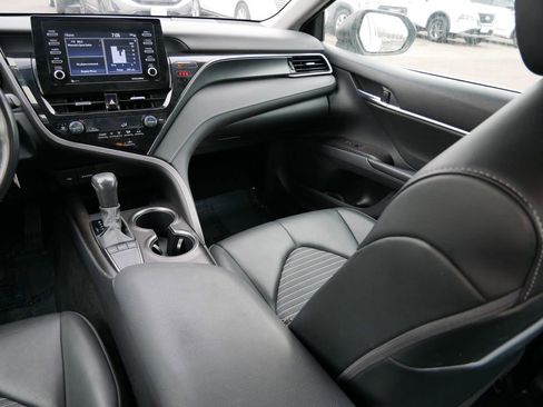 Used 2023 Toyota Camry SE FWD image 19