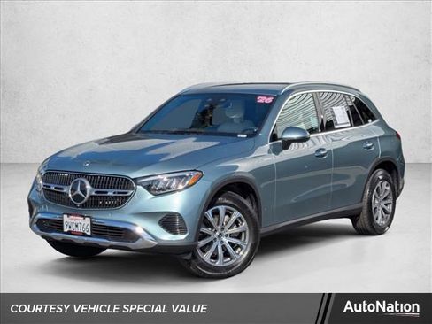 Used 2026 Mercedes-Benz GLC 300 image 1