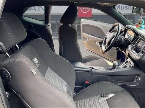 Used 2021 Dodge Challenger R/T Scat Pack RWD image 29