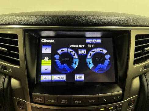 Used 2015 Lexus LX 570 4WD w/ Luxury Package image 36