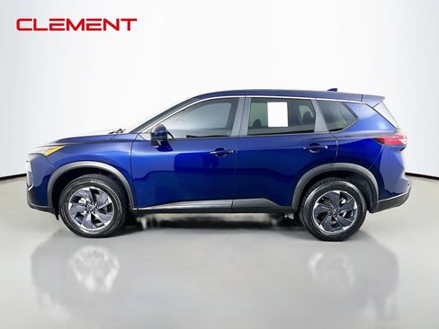 Used 2024 Nissan Rogue SV FWD image 5