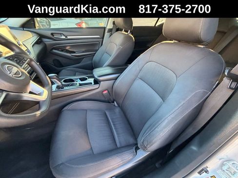 Used 2023 Nissan Altima 2.5 SV image 12