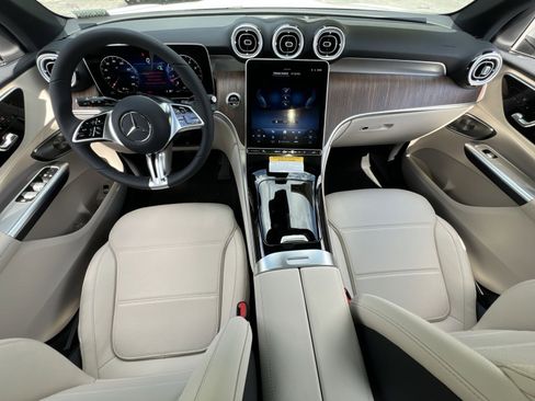 New 2026 Mercedes-Benz GLC 300 4MATIC image 13