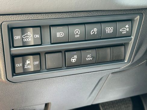 New 2026 Toyota Tundra Platinum AWD/4WD image 31
