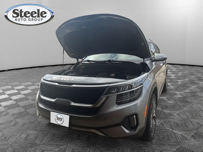 Used 2023 Kia Seltos SX w/ SX Sunroof Package