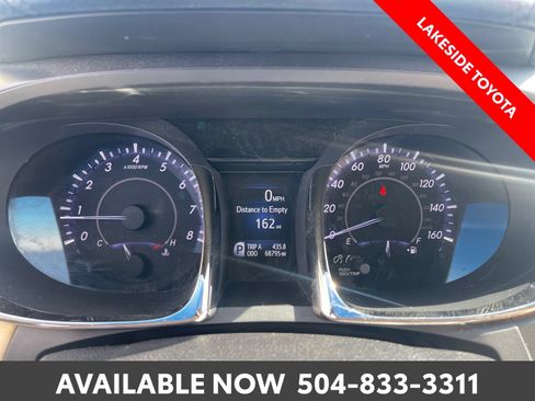 Used 2014 Toyota Avalon XLE FWD image 33
