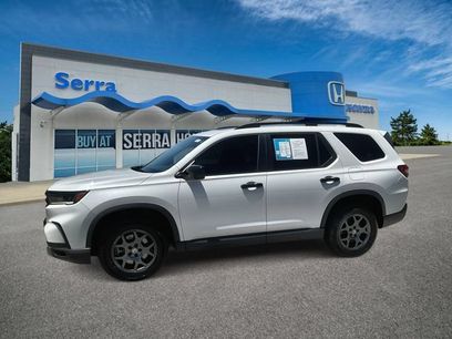 Used 2025 Honda Pilot TrailSport
