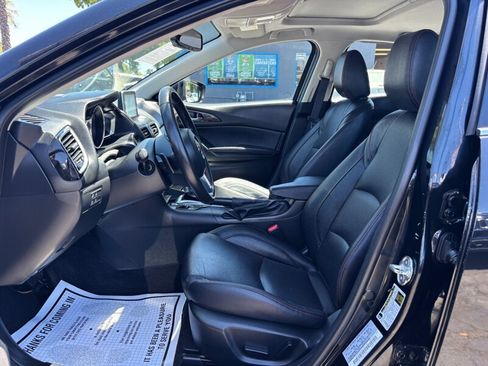 Used 2016 MAZDA MAZDA3 s Grand Touring FWD image 10