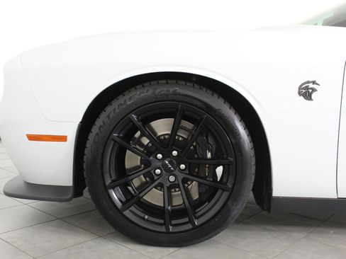 Used 2023 Dodge Challenger SRT Hellcat w/ Driver Convenience Group image 11