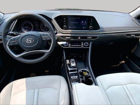 Used 2022 Hyundai Sonata SEL w/ Preferred Accessory Package FWD image 15