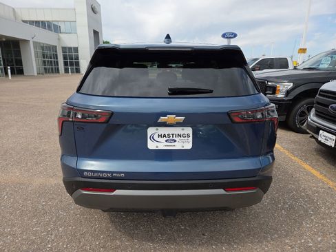 Used 2026 Chevrolet Equinox LT w/ Convenience Package II AWD/4WD image 4