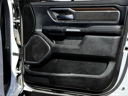 Used 2022 RAM 1500 Laramie image 19