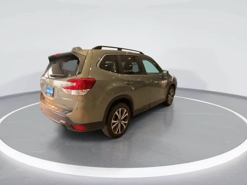 Used 2019 Subaru Forester Limited AWD/4WD image 8
