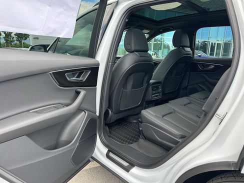 New 2025 Audi Q7 2.0T Premium image 17