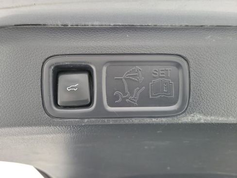Used 2023 Lincoln Navigator Reserve AWD/4WD image 31
