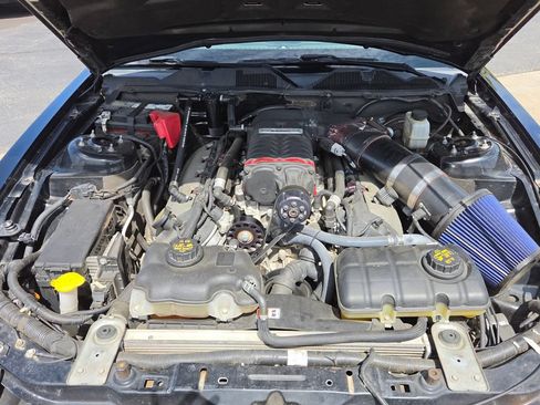Used 2011 Ford Mustang GT Premium w/ Electronics Pkg RWD image 10