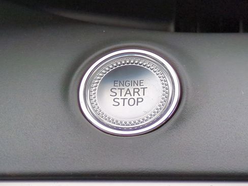 Certified 2024 Genesis GV70 3.5T Sport image 29