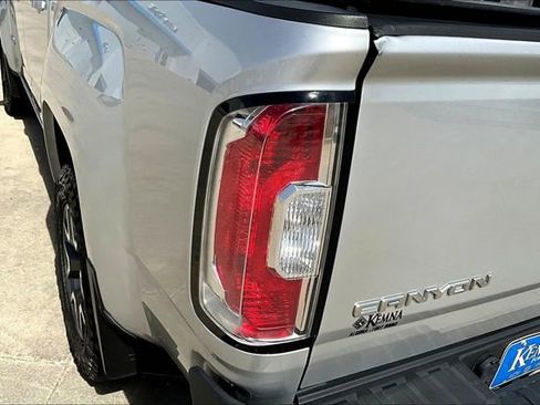 Used 2016 GMC Canyon SLE w/ All Terrain Package AWD/4WD image 23