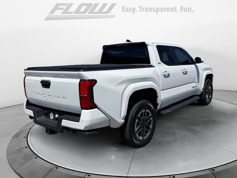Used 2025 Toyota Tacoma SR5 RWD image 7