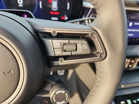 New 2026 Porsche Macan 4 Electric image 20