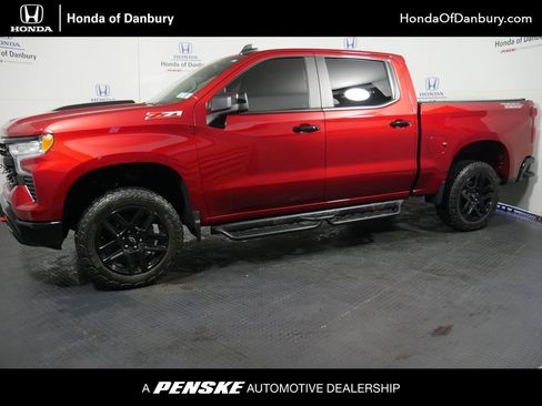 Used 2024 Chevrolet Silverado 1500 LT Trail Boss w/ Convenience Package II image 1