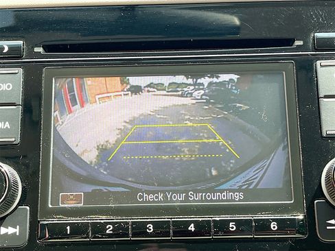 Used 2019 Honda HR-V LX image 13