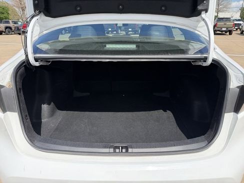 Used 2024 Toyota Corolla LE image 27