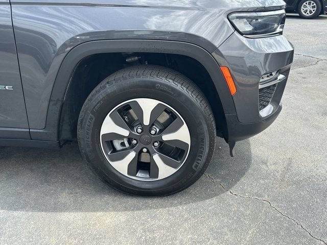 Certified 2024 Jeep Grand Cherokee Limited 4xe w/ Trailer Tow Package AWD/4WD image 14